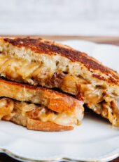 French Onion Grilled Cheese