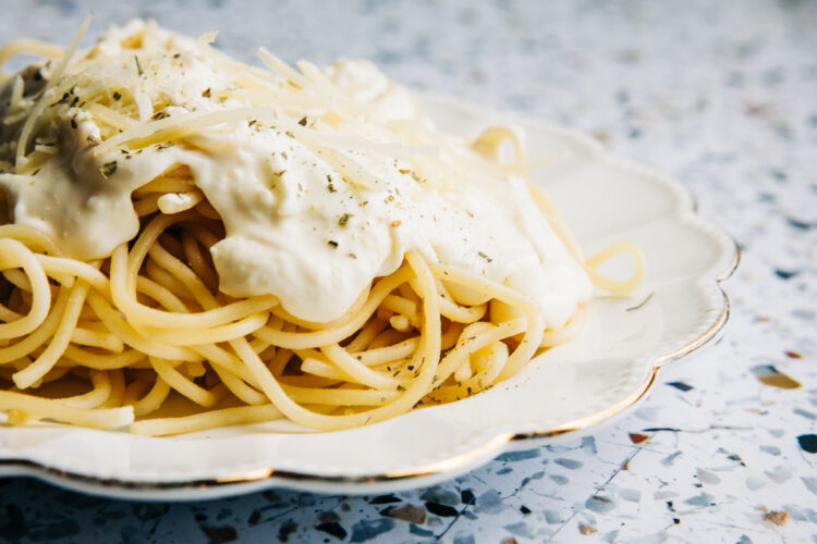 How to Make Alfredo Sauce
