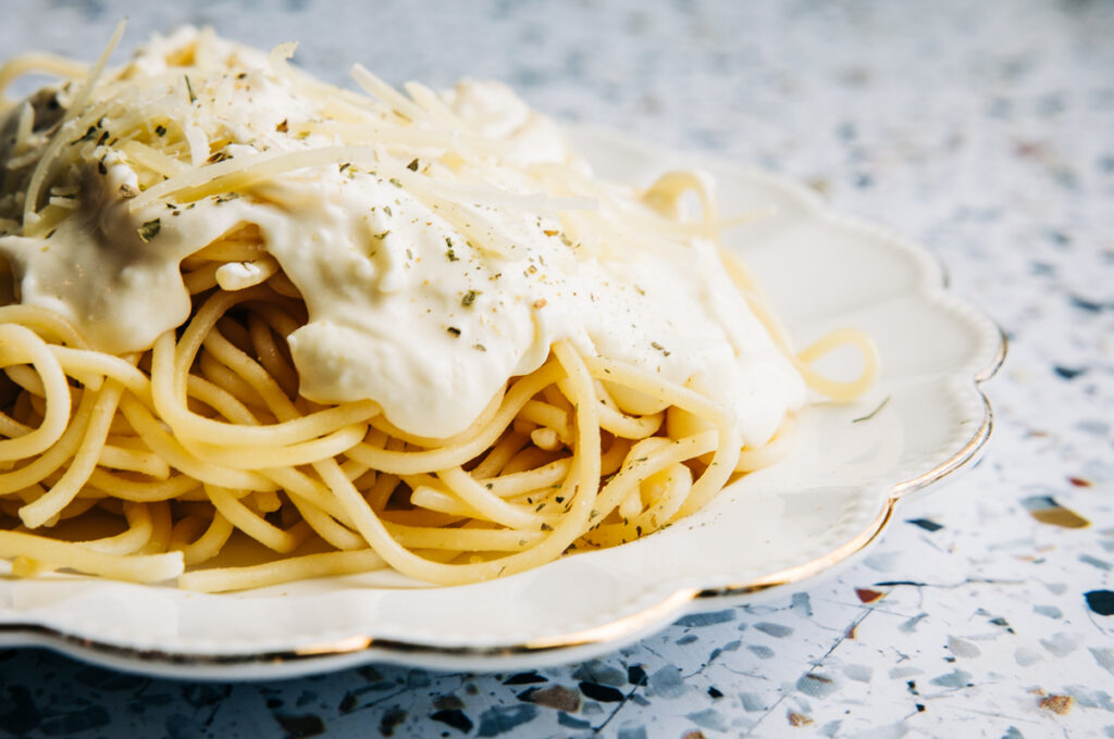 homemade clean eating alfredo sauce