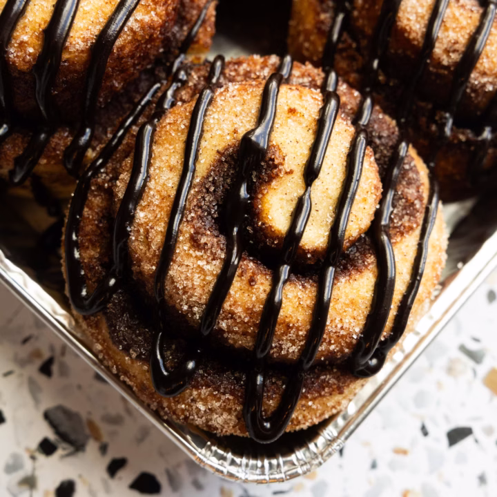 dye free chocolate drizzle