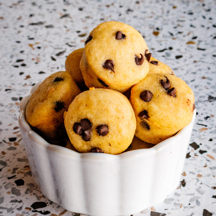greek yogurt mini muffins