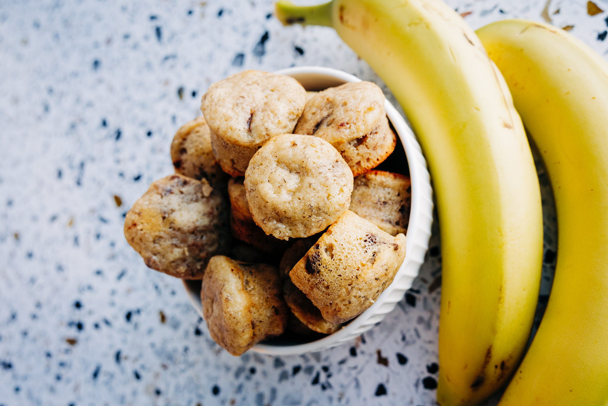 healthy banana mini muffins